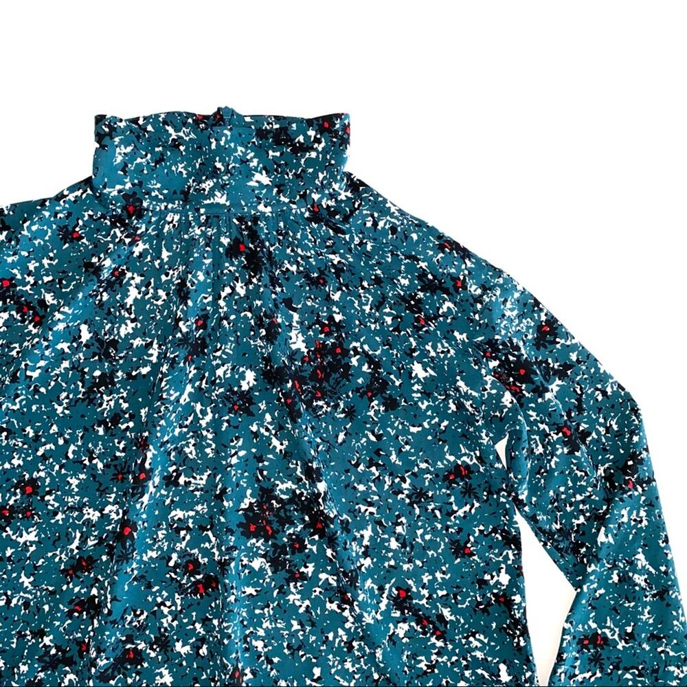 Elizabeth and James Teal Abstract Mock Neck Irina Petals Top Size Medium - Picture 3 of 12